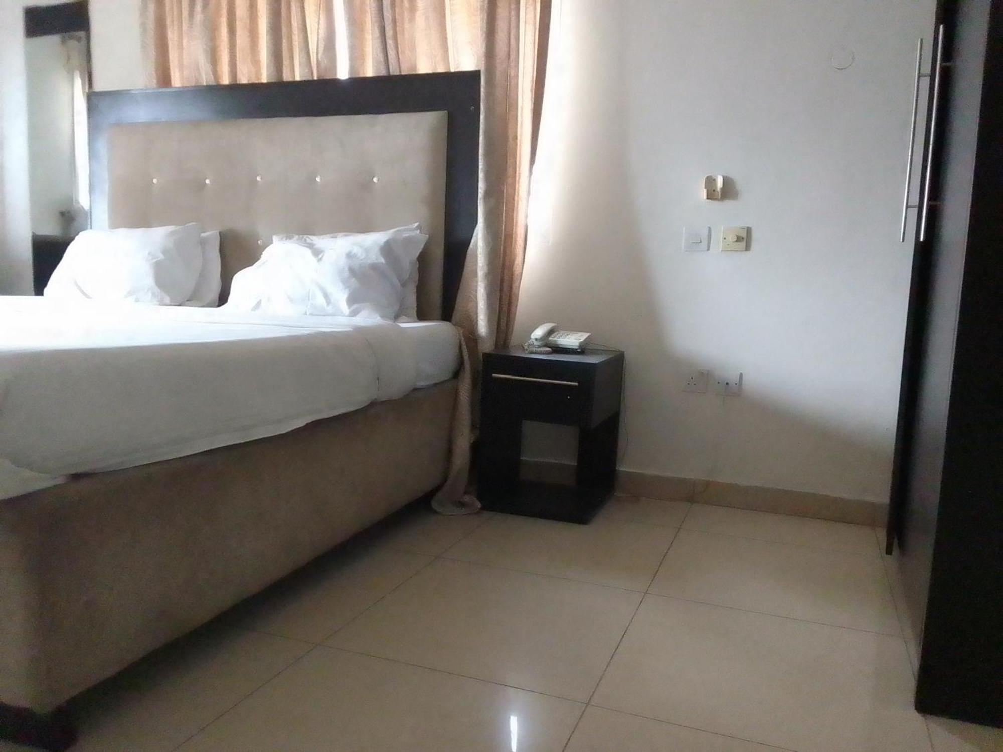 St Theresers Apartment Lodge 2 Lekki Dış mekan fotoğraf